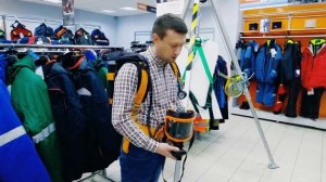 "ЗЕВС" дыхательный аппарат со сжатым воздухом.