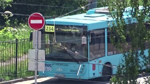 МАЗ-206 АО "Третий парк". Автобус 32333 ежедневно стоит с включенным двигателем