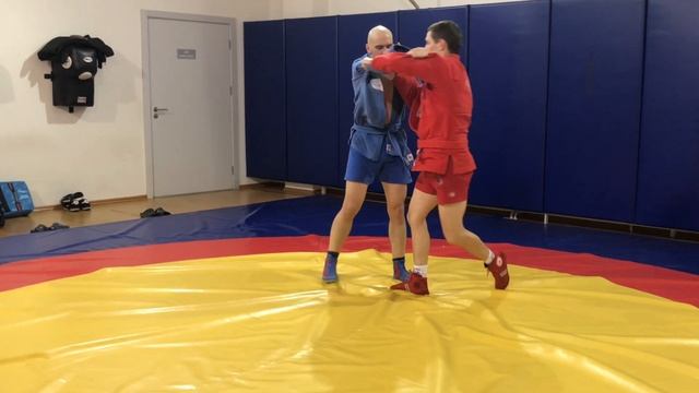Техника САМБО. 2 варианта ПЕРЕДНЕЙ ПОДНОЖКИ (TAI-OTOSHI), двухсторонний захват. Школа самбо Sambi.s