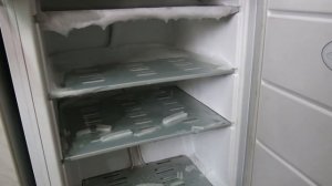 Как за час разморозить холодильник