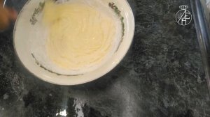 Шарлотка с яблоками- рецепт от бабушки! самый вкусный и пышный