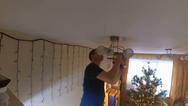 Как устранить дефекты на подвесном потолке смотреть онлайн