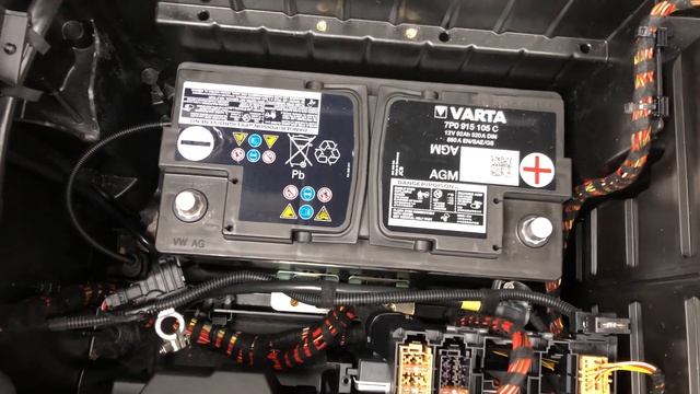 How to change a Porsche Panamera Battery - DIY смотреть онлайн