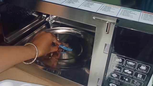 UNBOXING OF IFB 20BC4 MICROWAVE, REVIEW,new member of my kitchen..smart microwave смотреть онлайн