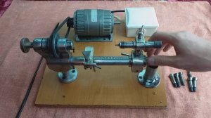 Часовой токарный станок