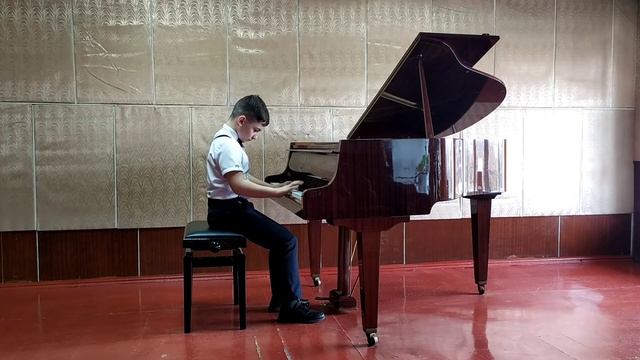 Нерсисян Артур, 8 лет, К. Черни Этюд G dur смотреть онлайн