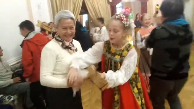 Ансамбль "Уральская вечора" и его друзья из Китая Встреча в Доме актёра 2019. смотреть онлайн