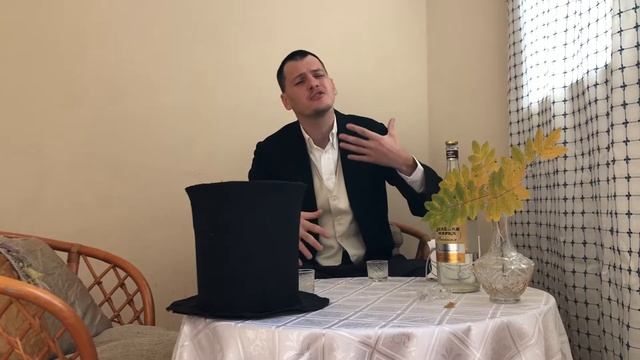 Страна читающая — Михаил Червяков читает произведение «Грубым дается радость» С. А. Есенина