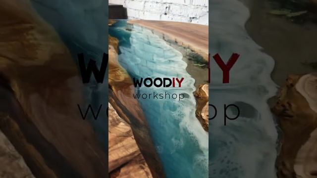 Стол из слэба скальной каповой ивы с морем из эпоксидной смолы от мастерской WOODIY_WORKSHOP смотреть онлайн
