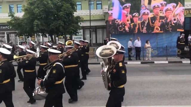 парад в Керчи смотреть онлайн