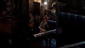 Merk Kremont Hands up piano cover