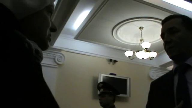 Попытка пройти к МЭРу г Омска, двораковскому ч 2 смотреть онлайн