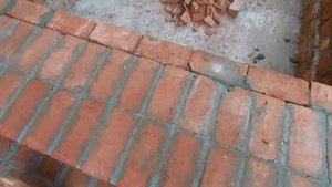 Кирпичные ступени в три стороны-Brick steps in three directions