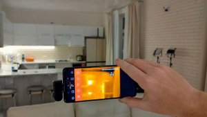 Тепловизор для смартфона  Seek Thermal. Утечки тепла в доме