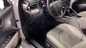 На Toyota Camry 2022 года установили электропривод багажника от AutoLiftTech.net