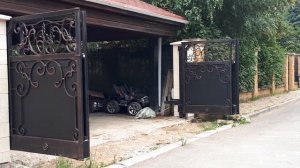 Складные распашные ворота 6000х2000 с кованым заполнением