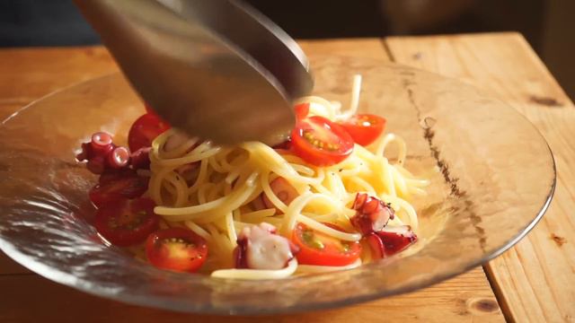 サンドイッチとコーヒーの朝。築50年賃貸で一人暮らしを楽しむとある1日。 смотреть онлайн