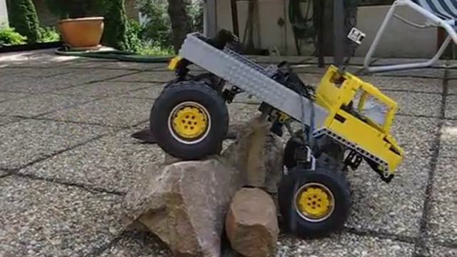 Lego Truck Trial Mercedes Unimog U1600 part1 смотреть онлайн