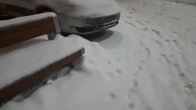 А снег идет///блестящий снег смотреть онлайн