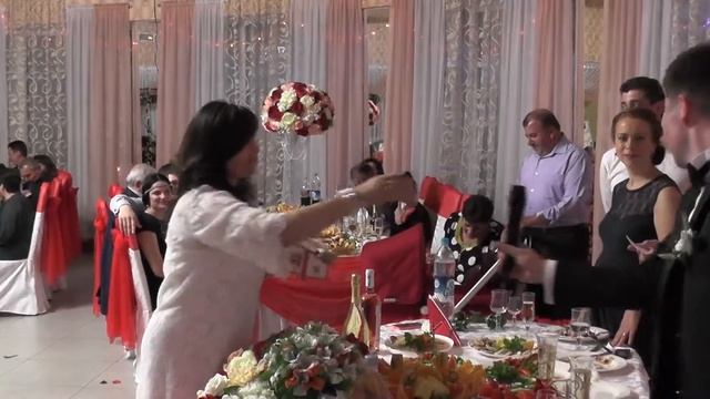 Распределение обязанностей жениха и невесты смотреть онлайн