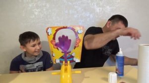 У нас ЧЕЛЛЕНДЖ!!!Забавная игра!!! Пирог в лицо!!!