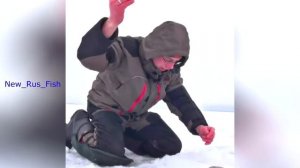 Случаи на зимней рыбалке. Особенности подлёдного лова.