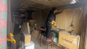 Как сделать самый лучший верстак в гараж, из того что есть всегда под рукой!?