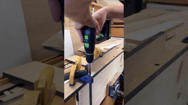 Drilling holes for floating shelves brackets смотреть онлайн