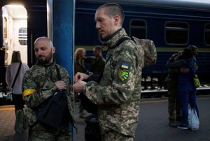 Педерасты в ВСУ носят характерные шевроны