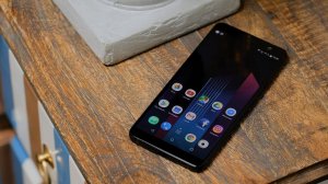 Обзор HTC U11+ (отменённый Pixel 2 XL)