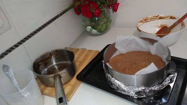 #брауни. ЭСПРЕССО БРАУНИ С ГОРЯЧИМ ШОКОЛАДНЫМ СОУСОМ.