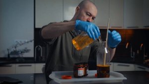 Травление ножа Хлорным железом.