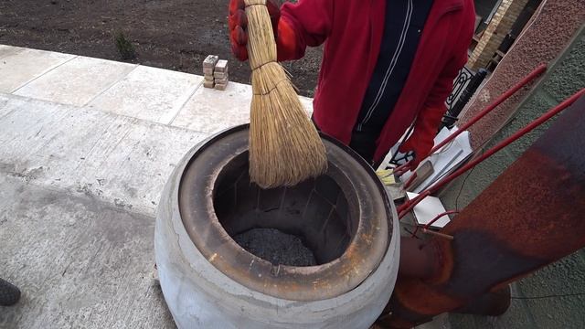 Уникальный ТАНДЫР / Готовит даже на мусоре и без дыма смотреть онлайн