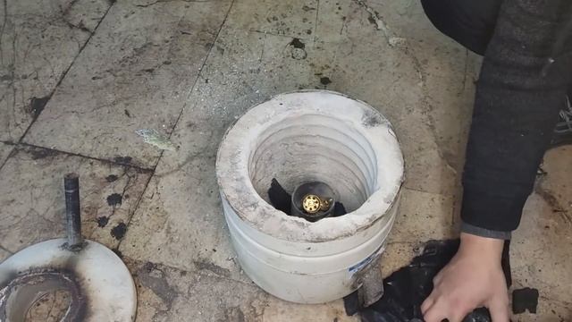 ESKİ MUSLUK ve demirleri saklayın ve ne olduğunu izleyin, döküm işleri, bakır eritmek #kendinyap смотреть онлайн