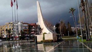 Караван верблюдов в центре Аланьи. Турция.