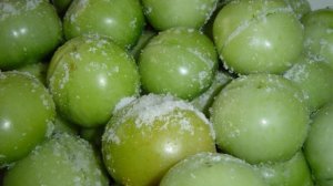 Зеленые помидоры на зиму по-грузински