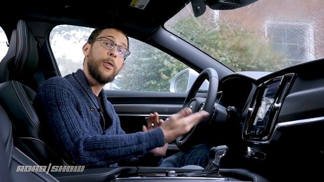 Dive deep into the 2018 Volvo V90's cabin tech смотреть онлайн