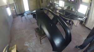 МАЗДА 3. Убирать ли заводской грунт на новой детали