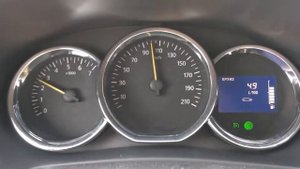 Рено Логан обороты двигателя при 100км/ч