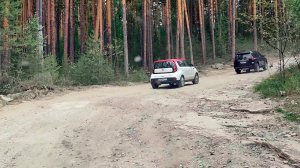 Патриот наказывает Прадо Аниверсари Эдишн на бездорожье