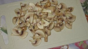 Плов с курицей и грибами