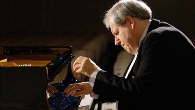 Grigory Sokolov plays Mozart, Sonate Nr. 8 a-Moll KV 310 смотреть онлайн