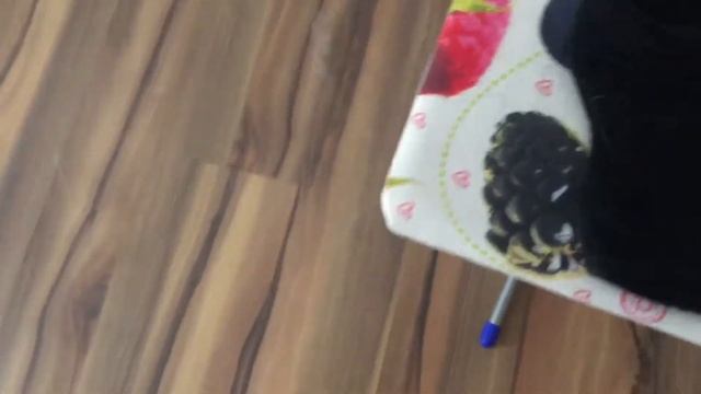 Выпрямляем искусственные волосы смотреть онлайн