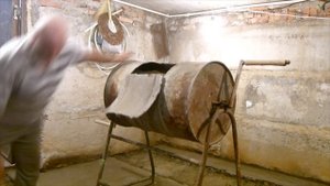 Самодельная бетономешалка из обычной бочки