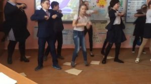 Танец (флешмоб) "Melodia" ШТТК "Azart" под руководством Горобец  М. С. @Mafka_Go