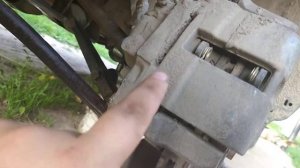 Звон в колесе Лада Гранта