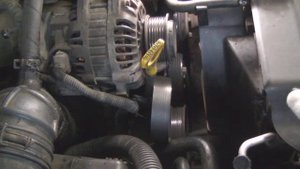 Замена ролика Kia Sorento 2003 г.в D4CB 2,5 дизель