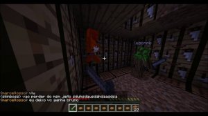 Minecraft Hunger Games - Crafting Tables Strategy