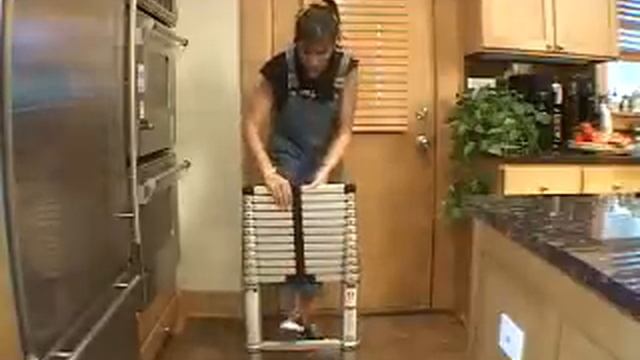 Xtend and Climb Telescopic Ladder смотреть онлайн