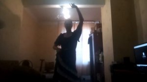 Самоизоляция  танцы дома